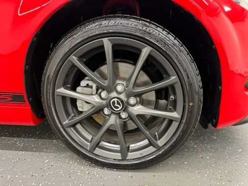 Used 2013 MAZDA MX-5 Miata Club RWD image 22