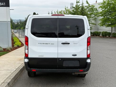 Used 2023 Ford Transit 350 XLT RWD image 5