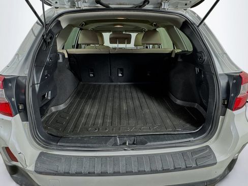 Used 2017 Subaru Outback 3.6R Limited AWD/4WD image 30