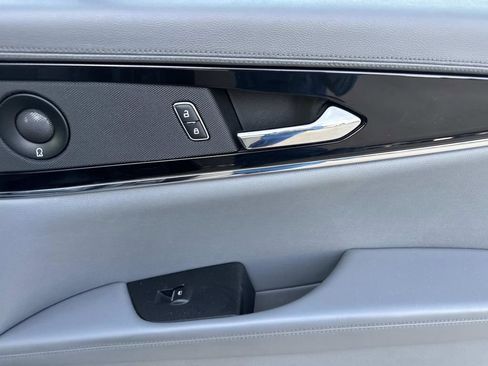 Used 2021 Lincoln Nautilus Reserve w/ Class II Trailer Tow Package image 17