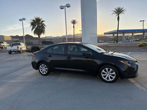 Used 2024 Toyota Corolla LE image 4