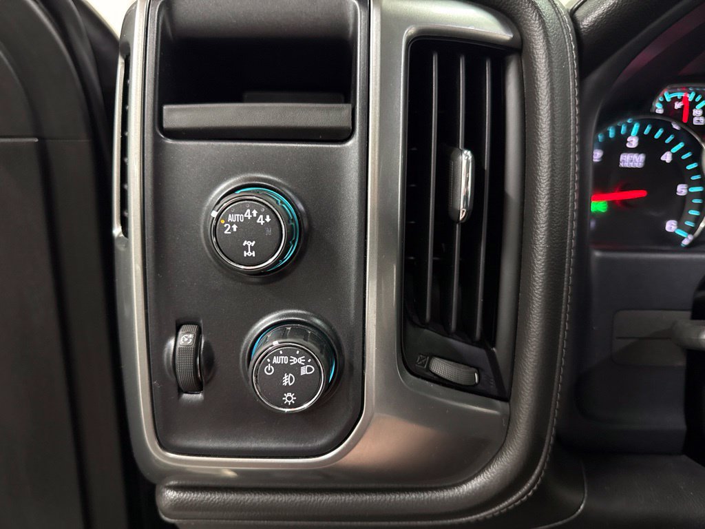 Used 2017 Chevrolet Silverado 1500 LTZ w/ Sport Package AWD/4WD image 14