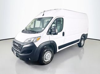 New 2026 RAM ProMaster 3500 w/ Cold Weather Group FWD video 3