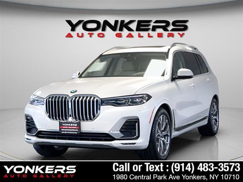 Used 2022 BMW X7 xDrive40i w/ Executive Package AWD/4WD image 1