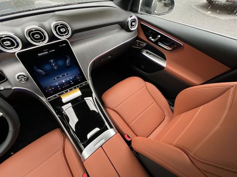 New 2026 Mercedes-Benz GLC 300 4MATIC image 14