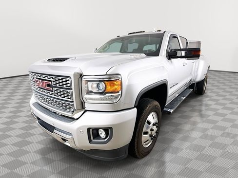 Used 2019 GMC Sierra 3500 Denali w/ Duramax Plus Package AWD/4WD image 1
