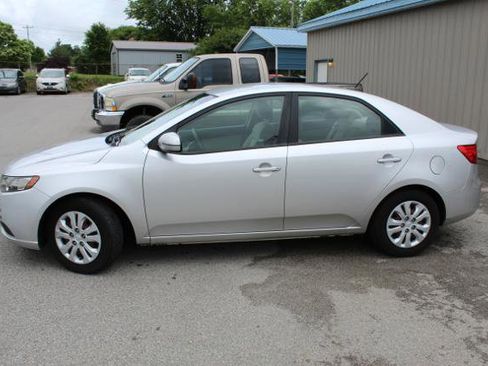 Used 2012 Kia Forte EX FWD image 4