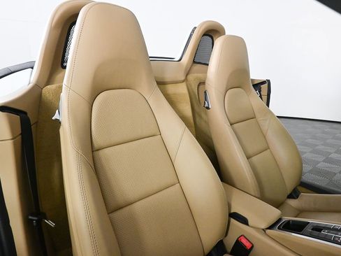 Used 2013 Porsche Boxster RWD image 17