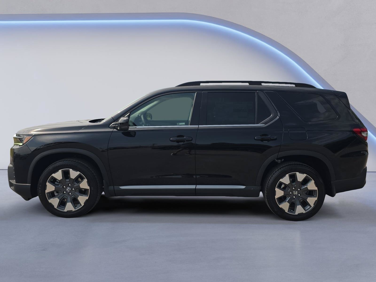 New 2026 Honda Pilot Elite image 2