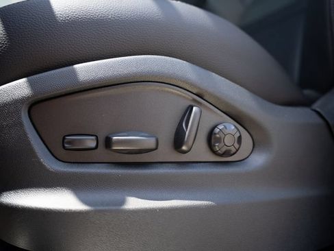 New 2026 Porsche Cayenne AWD/4WD image 19