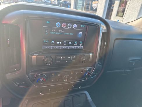 Used 2017 Chevrolet Silverado 1500 LT w/ Rally 2 Edition image 26