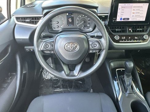 Used 2023 Toyota Corolla LE image 14