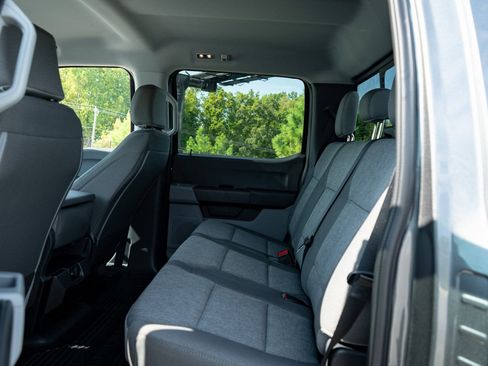 New 2026 Ford F250 XL w/ XL Off-Road Package AWD/4WD image 18