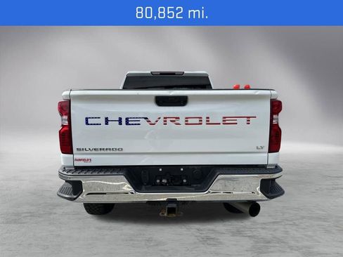 Used 2022 Chevrolet Silverado 2500 LT w/ Convenience Package image 3