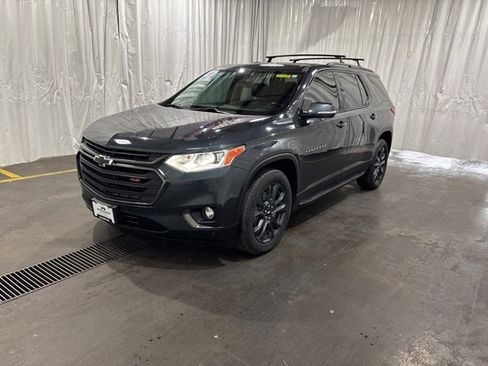 Used 2019 Chevrolet Traverse RS w/ LPO, 'HIT The Road' Package image 7