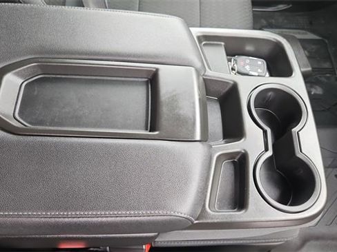 Used 2021 Chevrolet Silverado 1500 LT w/ Bed Protection Package image 14