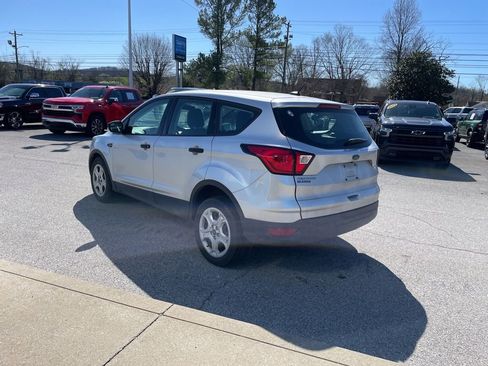 Used 2019 Ford Escape S image 6