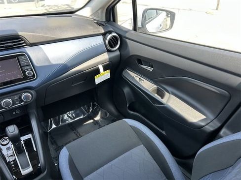 New 2025 Nissan Versa SV w/ Trunk Package FWD image 17