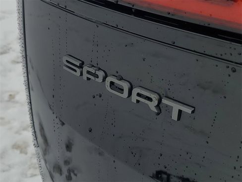 New 2026 Land Rover Range Rover Sport SE image 6