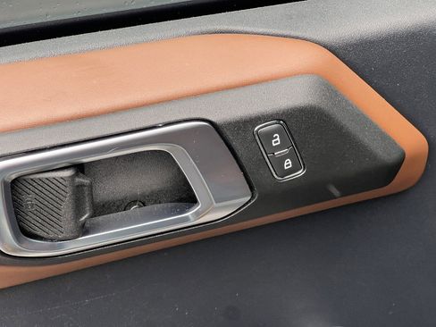 Certified 2022 Ford Bronco Outer Banks image 15