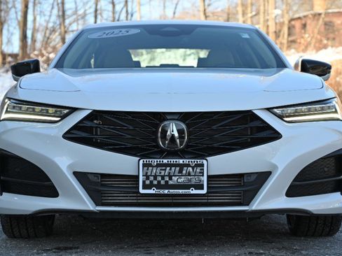 Used 2025 Acura TLX w/ Technology Package image 10