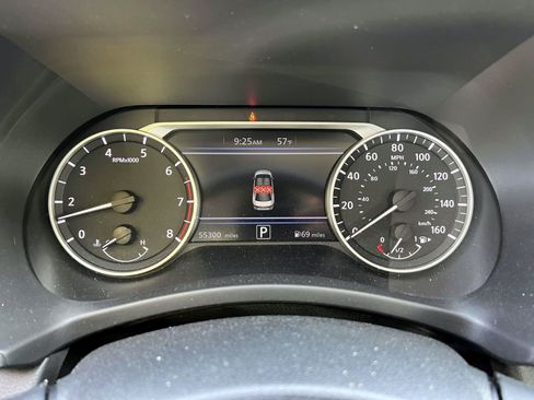Used 2025 Nissan Sentra SV w/ All-Weather Package FWD image 22
