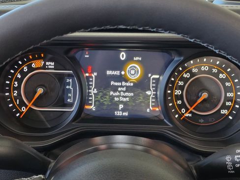 New 2026 Jeep Wrangler Unlimited Rubicon w/ Safety Group image 21