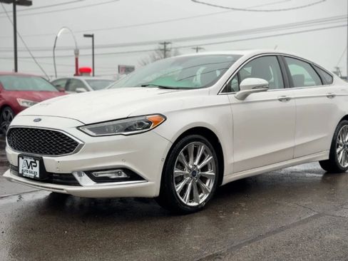 Used 2017 Ford Fusion Platinum image 5