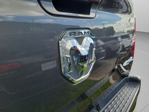 Used 2022 RAM 1500 Big Horn AWD/4WD image 33