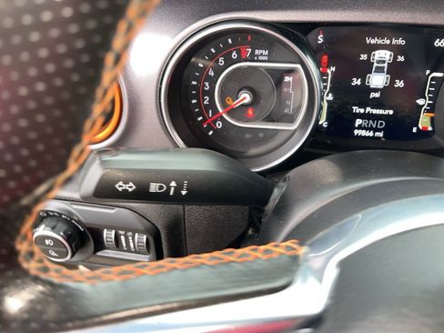 Used 2020 Jeep Gladiator Mojave image 18