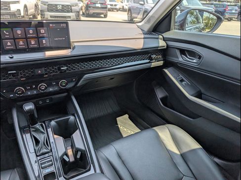 Certified 2023 Honda Accord EX-L image 9