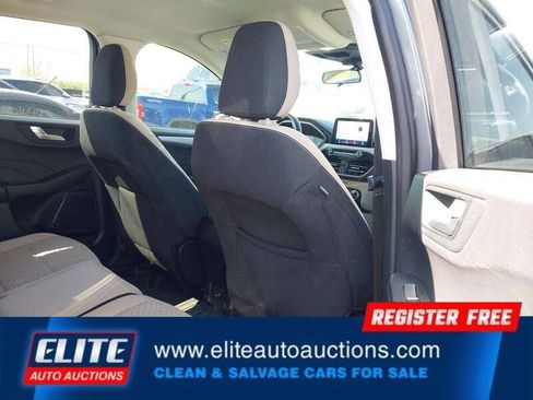 Used 2021 Ford Escape SE FWD image 16