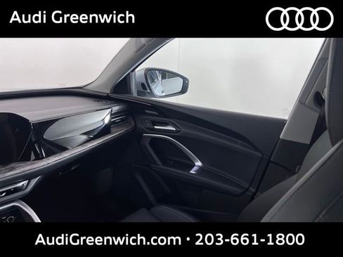 Used 2025 Audi Q5 Premium Plus w/ Premium Plus AWD/4WD image 20