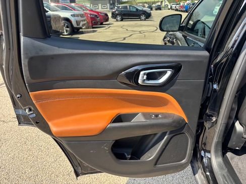 Used 2024 Jeep Compass Limited AWD/4WD image 23