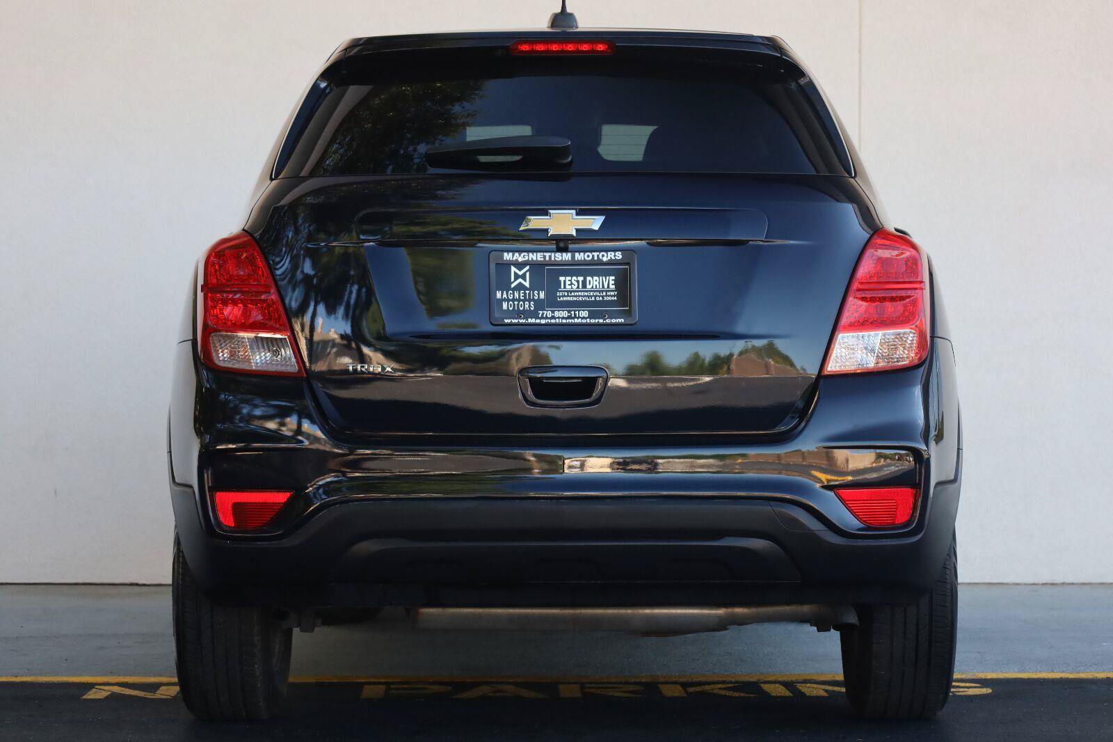Used 2021 Chevrolet Trax LS w/ Tint and Cruise Package FWD image 10