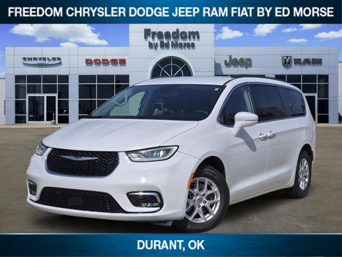 Used 2022 Chrysler Pacifica Touring-L FWD image 1