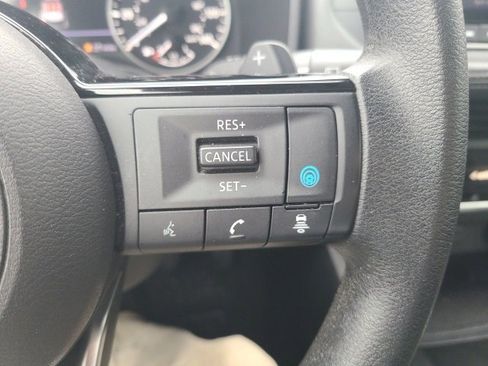 Used 2023 Nissan Rogue SV image 21