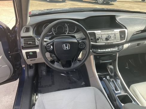Used 2016 Honda Accord LX image 13
