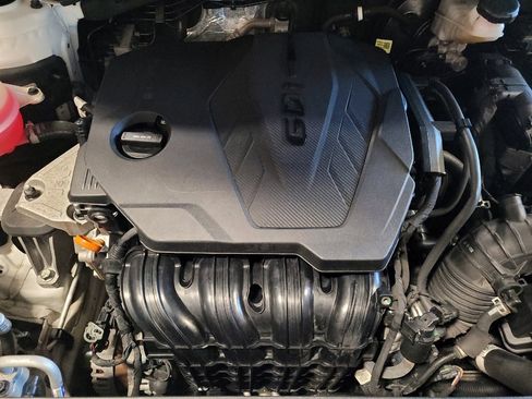 Used 2021 Kia Sorento S FWD image 30