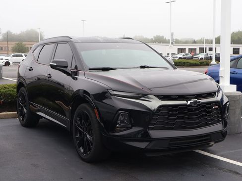 Used 2021 Chevrolet Blazer RS w/ Enhanced Convenience Package AWD/4WD image 3