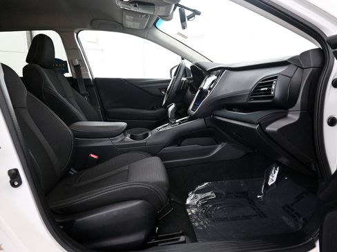 Used 2022 Subaru Outback Premium image 22