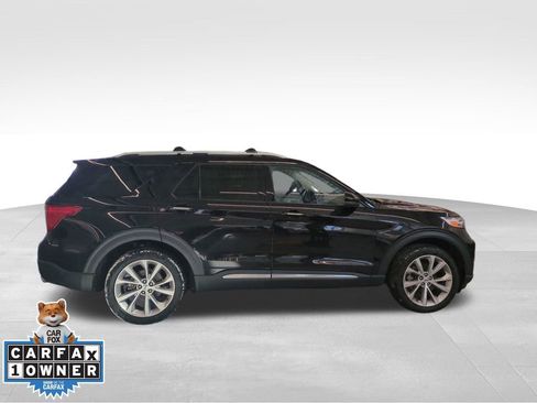 Used 2023 Ford Explorer Platinum w/ Technology Package image 3
