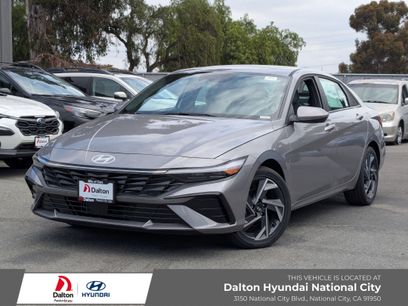 New 2025 Hyundai Elantra Limited