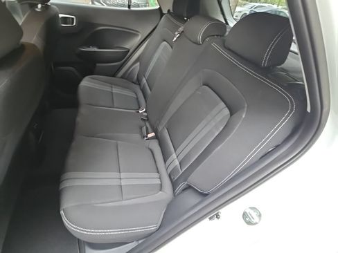Used 2026 Hyundai Venue SEL FWD image 15