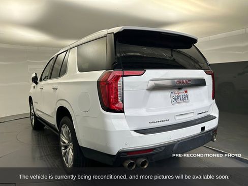 Used 2023 GMC Yukon Denali image 3