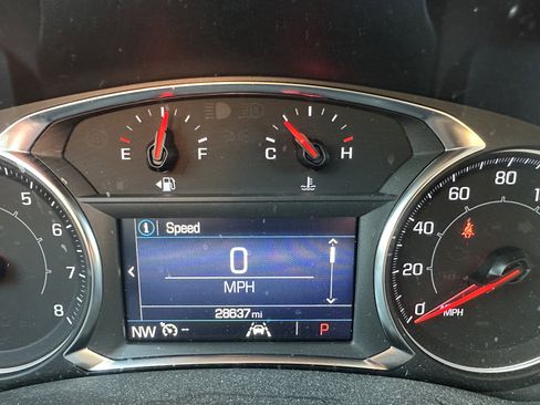 Used 2022 GMC Terrain SLE w/ Elevation Edition image 14