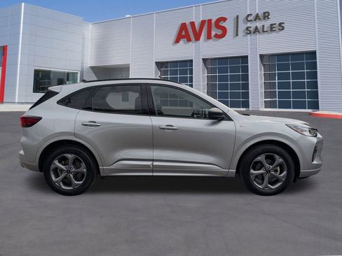 Used 2024 Ford Escape ST-Line w/ Cold Weather Package image 7