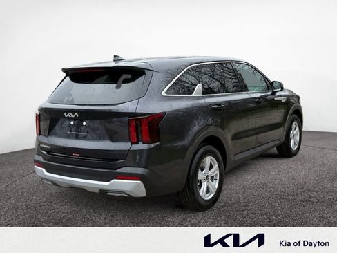 New 2026 Kia Sorento LX FWD image 5