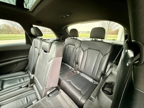 Used 2017 Audi Q7 3.0T Premium Plus image 14