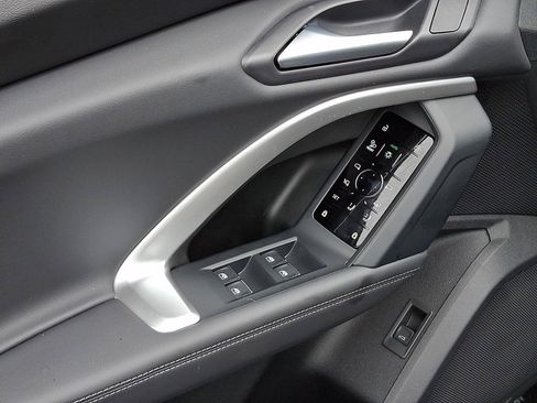 New 2026 Audi Q5 Premium Plus AWD/4WD image 10